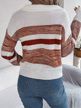 Load image into Gallery viewer, StripeStyle - Lässiges Strick-Top mit V-Ausschnitt