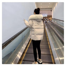 Load image into Gallery viewer, PinkPuff - Locker geschnittener Parka mit Kapuze