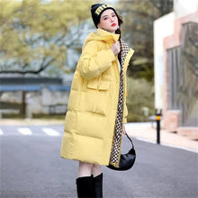 Load image into Gallery viewer, TrendyParka - Farblich abgestimmte Modejacke