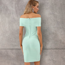 Load image into Gallery viewer, Eleganta - Schulterfreies Kleid mit Schlitzausschnitt