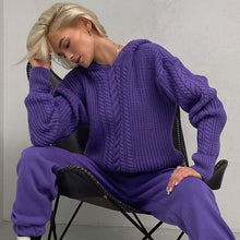 Load image into Gallery viewer, BaggyComfort - Baggy Winterpullover mit Kapuze