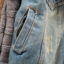 Load image into Gallery viewer, DenimWarm - Denim Pelzjacke mit Kapuze