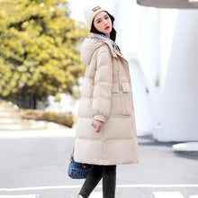 Load image into Gallery viewer, TrendyParka - Farblich abgestimmte Modejacke