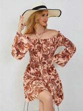 Load image into Gallery viewer, Geometrisches Muster - Bodycon-Kleid mit Rollkragen