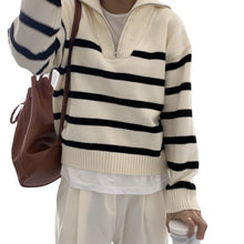 Load image into Gallery viewer, SenseZip - Schicker gestreifter Strickpullover