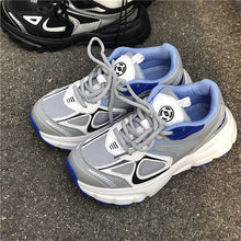 Load image into Gallery viewer, Stilvoll - Farblich abgestimmte Herbst-Sneakers