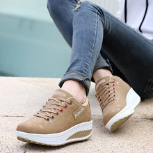 Load image into Gallery viewer, UrbanChic - Orthopädische Herbstschuhe in klobigem Design