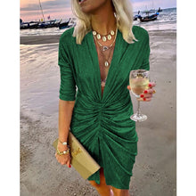 Load image into Gallery viewer, Glänzende Seide - Kleid mit tiefem V-Schlitz