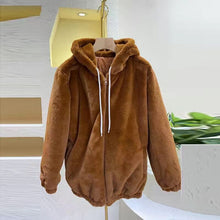 Load image into Gallery viewer, StreetPlush - Pelzjacke mit Kapuze