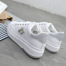 Load image into Gallery viewer, BeeGlow - Orthopädische Herbst-Sneakers mit Strasssteinchen-Patchwork