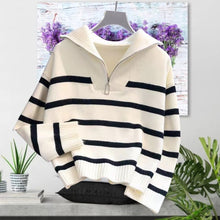 Load image into Gallery viewer, SweetZip - Gehäkelter gestreifter Strickpullover