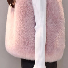 Load image into Gallery viewer, FoxElegance - Ärmellose Pelzjacke