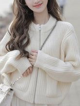 Load image into Gallery viewer, ElegantZip - Eleganter Strickpullover mit Reißverschluss