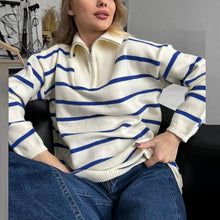 Load image into Gallery viewer, StripedTrui - Strickpullover mit Umlegekragen