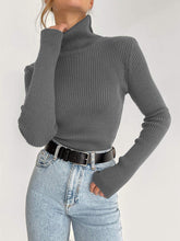 Load image into Gallery viewer, LuxeTrend - Rollkragen-Strickpullover