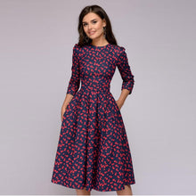 Load image into Gallery viewer, Gwyneth – Ein edles, mittellanges Kleid