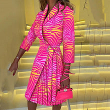 Load image into Gallery viewer, Gisela - Eleganter gekerbter Kragen Blazer Kleid