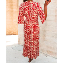 Load image into Gallery viewer, Sherlyn - Maxikleid mit Druck