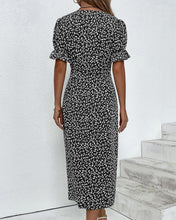 Load image into Gallery viewer, Xanthe - Kurzärmeliges Kleid mit Blumendruck