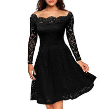 Load image into Gallery viewer, Speak - Vintage Kleid aus geblümter Spitze