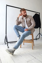 Load image into Gallery viewer, Theo - Premium-Knopfleiste Jacke