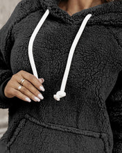 Load image into Gallery viewer, Jamie - Lässiger Schicker Hoodie