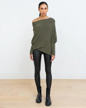 Load image into Gallery viewer, Roza - Asymmetrischer Cloud Drapierter Pullover