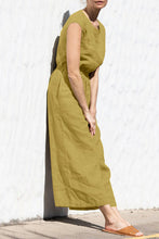 Load image into Gallery viewer, Ever Elina Elastische Mouwloze Jumpsuit