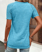Load image into Gallery viewer, Rochelle - Elegantes Allure Spitzen-T-Shirt