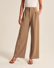 Load image into Gallery viewer, Shiva - Elegante Hose für den Sommer