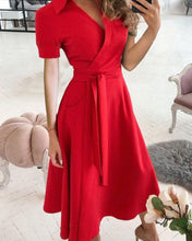 Load image into Gallery viewer, Ramona - Kleid in A-Linie mit kurzen Ärmeln