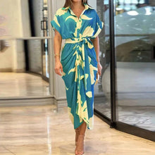 Load image into Gallery viewer, Jaya - Elegantes Kleid mit bedruckten Knöpfen im Vintage-Stil für den Sommer