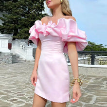 Load image into Gallery viewer, BlissfulBloom - Off-the-shoulder jurk met ruches