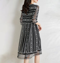 Load image into Gallery viewer, Nemia - Chic Eleganz Midi Kleid