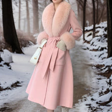 Load image into Gallery viewer, Stephanie - Eleganter Warmer Wintermantel