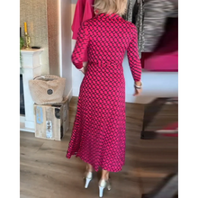 Load image into Gallery viewer, Tirza - Stilvolles Maxim-Kleid mit V-Ausschnitt