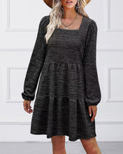 Load image into Gallery viewer, Milagros - Einfarbiges, langärmliges kleid mit eckigem ausschnitt