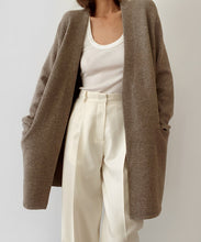 Load image into Gallery viewer, Elaiza - Elegance Strickmantel