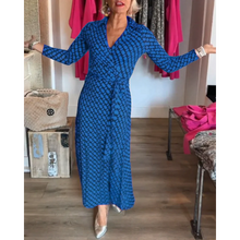 Load image into Gallery viewer, Tirza - Stilvolles Maxim-Kleid mit V-Ausschnitt