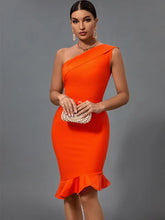 Load image into Gallery viewer, Ember - Oranje Bandage Jurk met één schouder