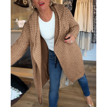 Load image into Gallery viewer, Karoline - Gestrickt Strickjacke