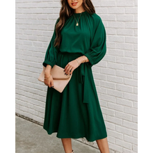 Load image into Gallery viewer, Tiny - Elegantes Kleid mit Bindegürtel