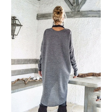 Load image into Gallery viewer, Dorothea - Kleid mit Rundhalsausschnitt