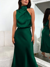 Load image into Gallery viewer, Mila - Fleck Seide Damen Kleid