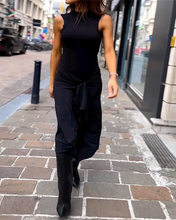Load image into Gallery viewer, Faye - Kleid mit Rundhalsausschnitt