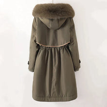 Load image into Gallery viewer, Danica -Komfortable Parka mit Fellkapuze und Taillengürtel