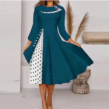 Load image into Gallery viewer, Vilma - Kleid mit Polka Dot Print