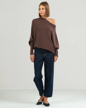 Load image into Gallery viewer, Roza - Asymmetrischer Cloud Drapierter Pullover
