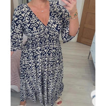 Load image into Gallery viewer, Sherlyn - Maxikleid mit Druck