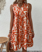 Load image into Gallery viewer, Lynette - Ärmelloses Kleid mit Blättern